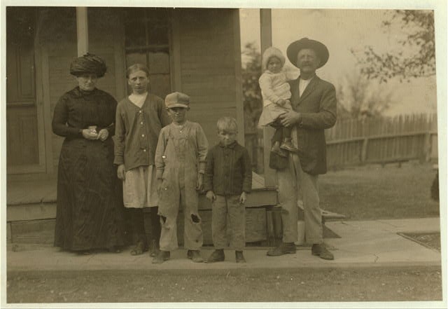 Family of Louis Benkendorfer,Bohemian Farmer,West,Texas,Lewis Wickes Hine,1913