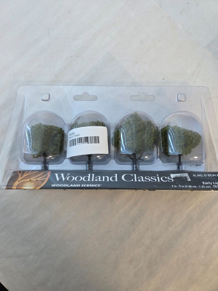 Woodland Scenics TR3503 Classic Trees- Early Light - 2