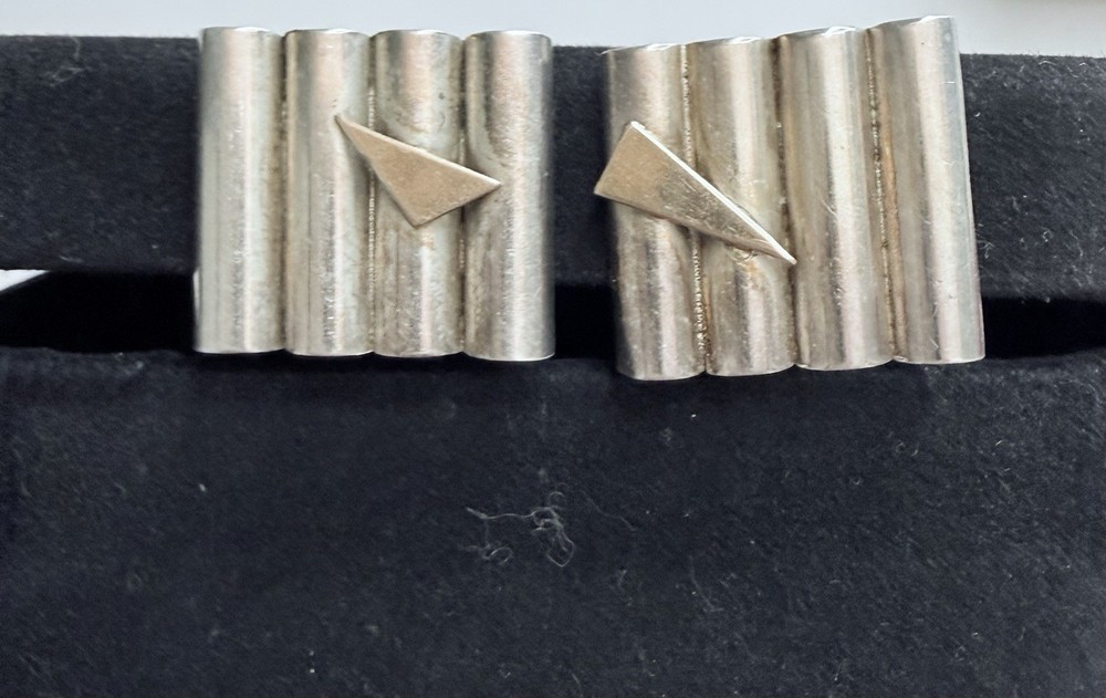 Vintage Modernist Artisan Signed Mixed Metal Clip Earrings Silver And Gold