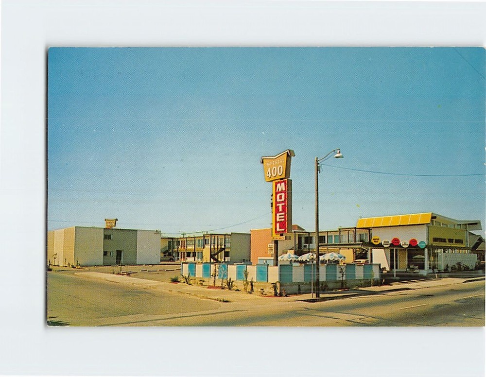Postcard Imperial 400 Motel Eureka California USA