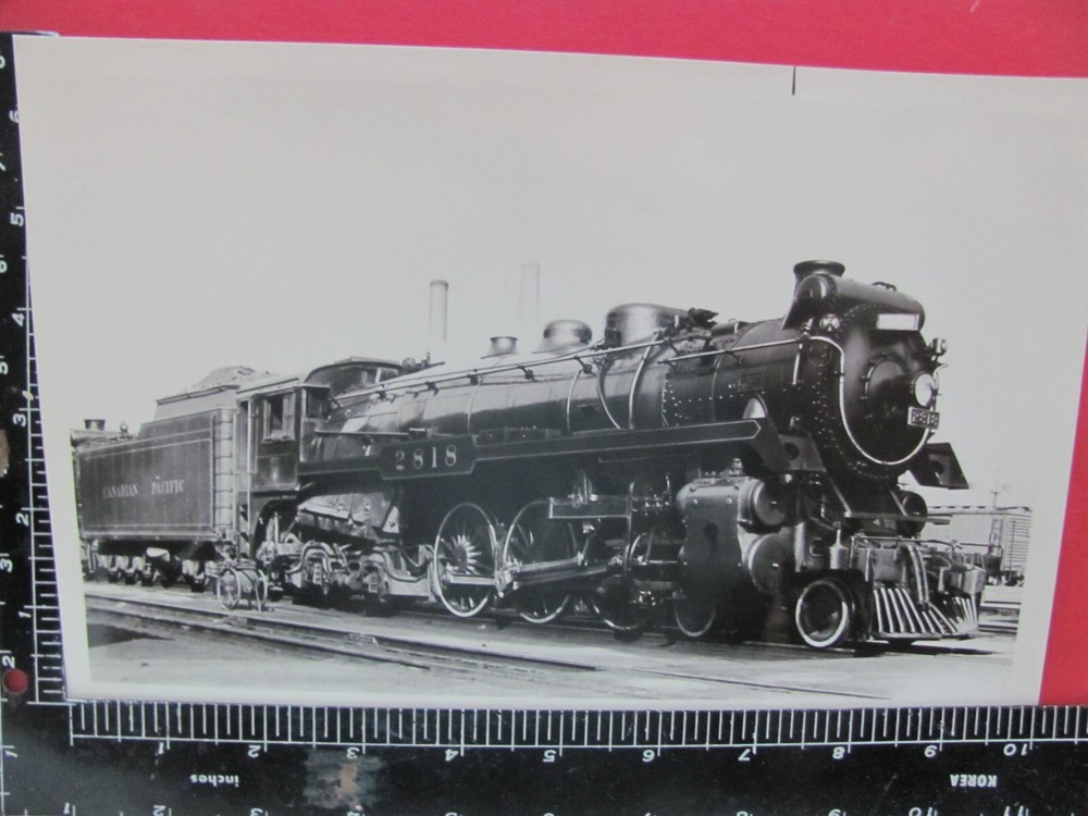 CANADIAN PACIFIC RAILROAD 4-6-4 LOCOMOTIVE #2818 B&W 6x10 PHOTO