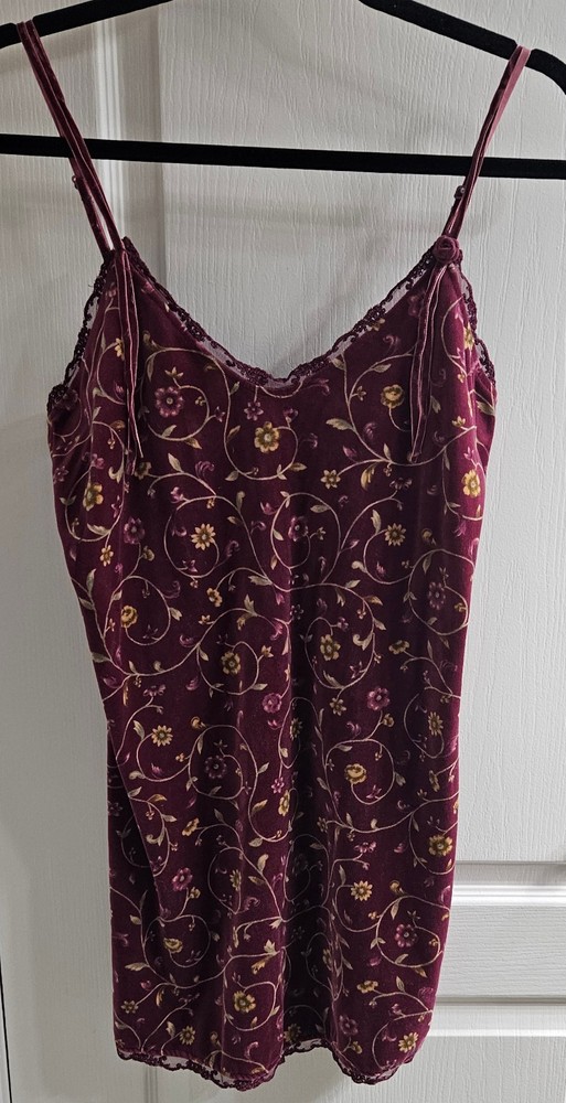 Vintage Victoria Secret Country Maroon Floral Velour Nightgown-Small-Great Cond