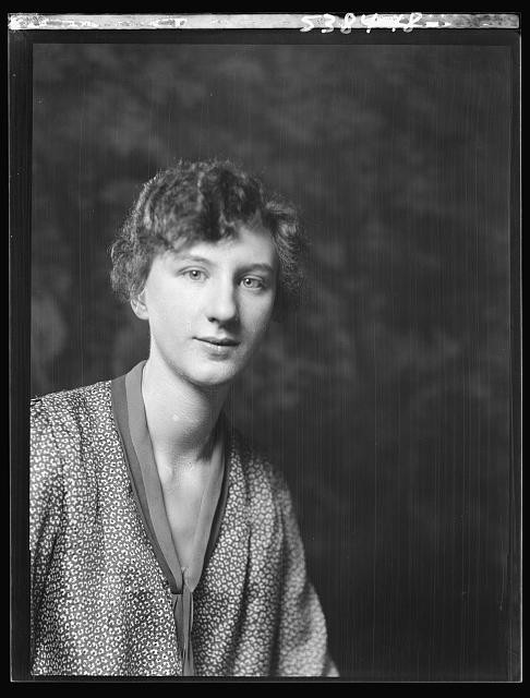 Photo:Isabel Smith 1928 Portrait Photograph Miss Woman Studio Portrait
