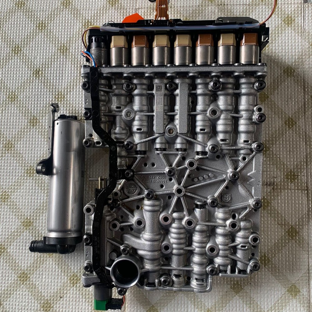 BMW F10/F20/F30 N20 ZF AUTOMATIC TRANSMISSION Mechatronic 2013–15 Gas 8618877