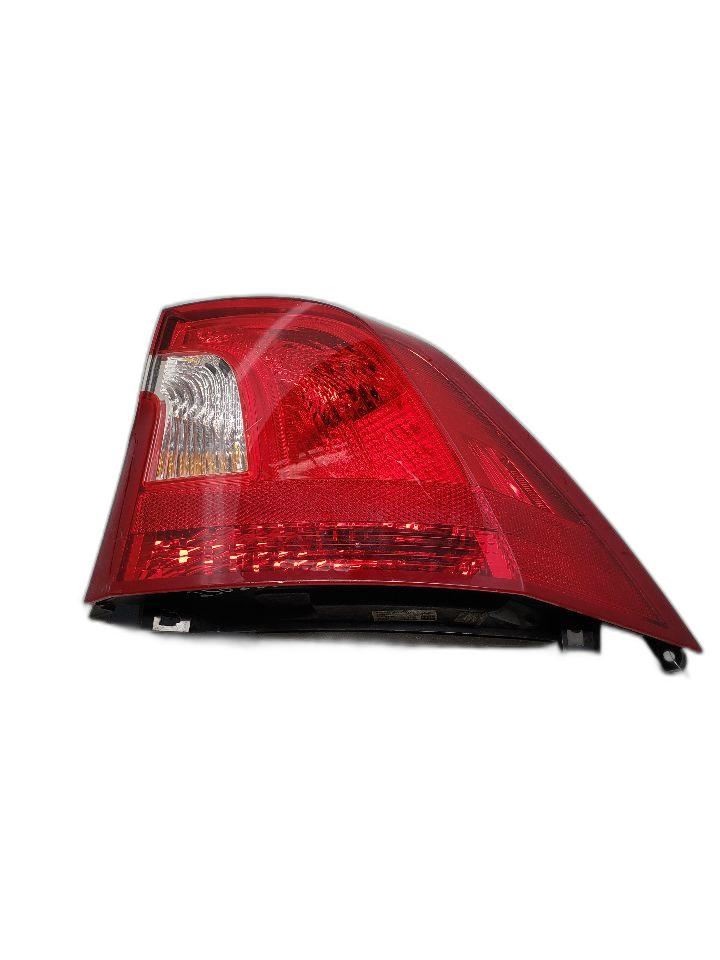 14-18 VOLVO S60 VIN Y Passenger Tail Light Quarter Panel 1351432