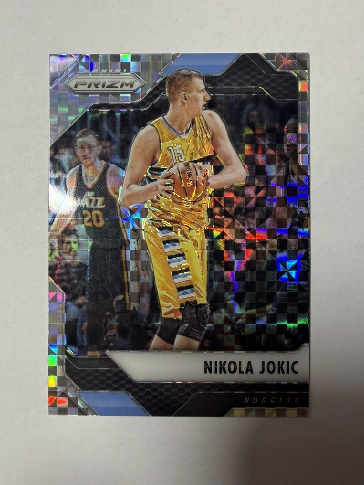 2016-17 Panini Prizm Nikola Jokić #174 Starburst Denver Nuggets 2ND Year