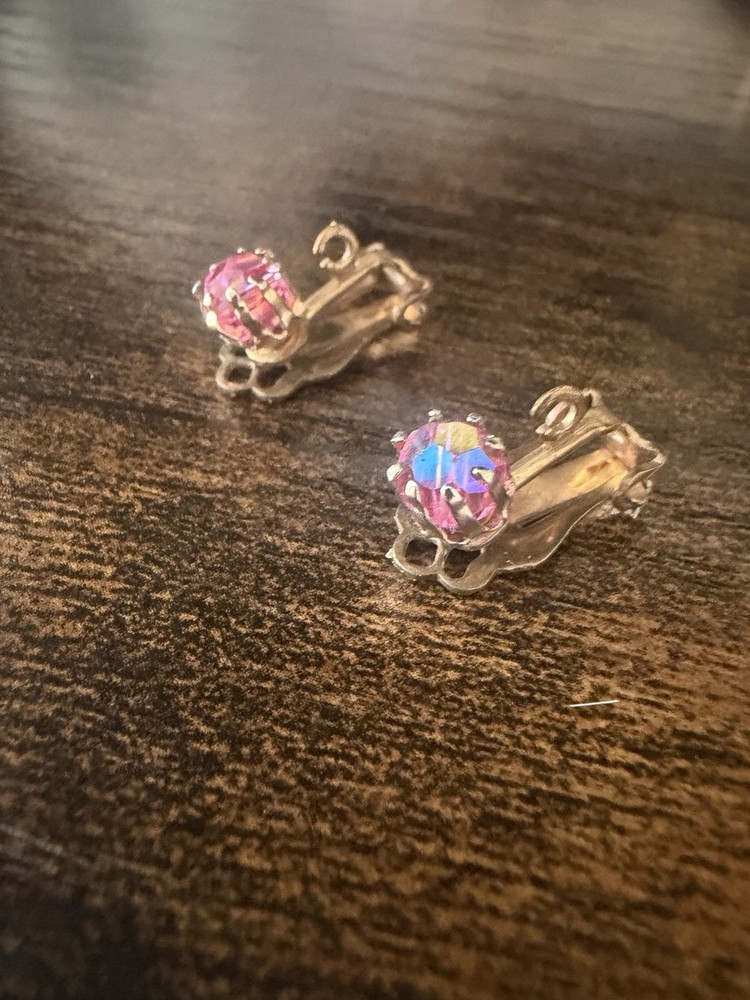 Vintage Pink Aurora Borealis Rhinestone Goldtone Clip-on Earrings