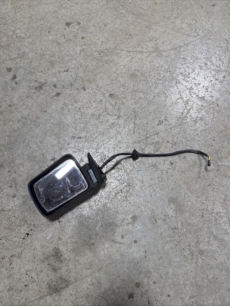 Jeep Cherokee XJ 84-96 LH Driver Side Mirror Power Chrome OEM (R90)