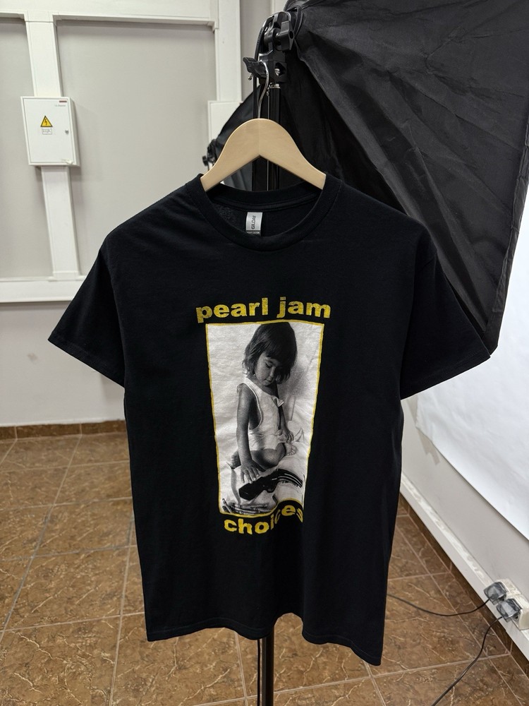 🇺🇸 Pearl Jam Choices 9 Out of 10 KIDS Prefer Crayons to GUNS Size M