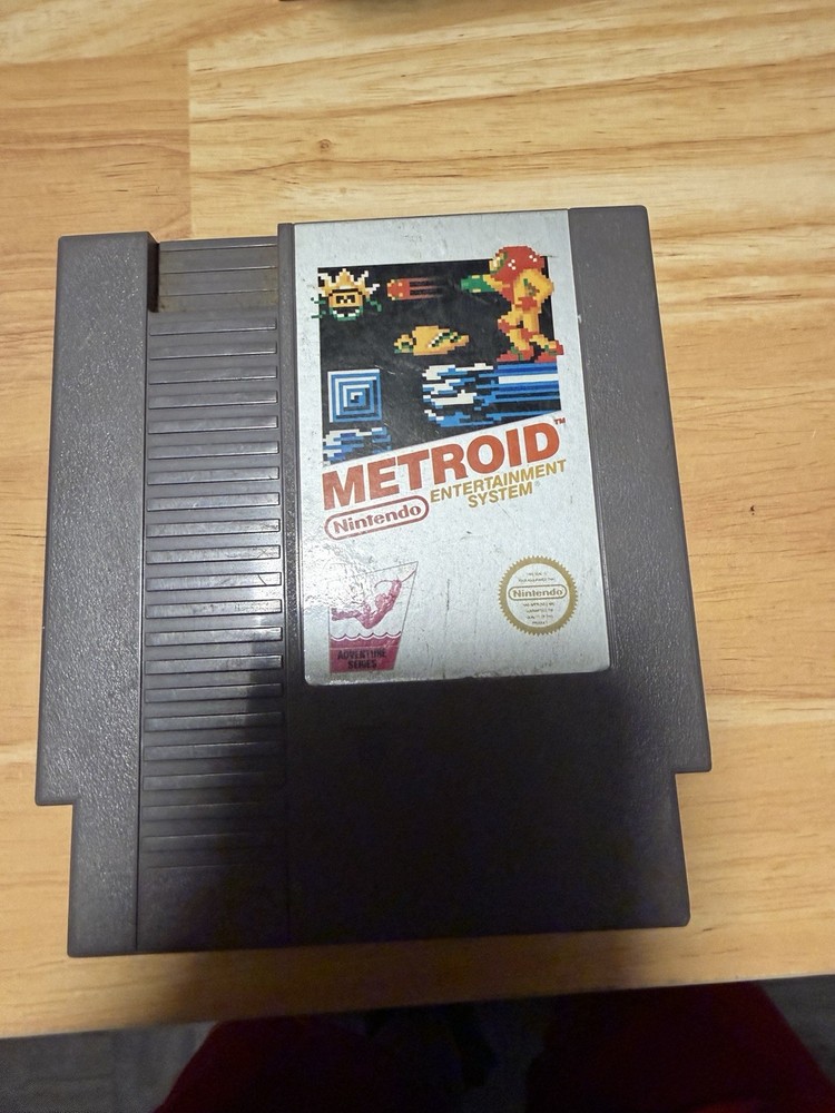 Nintendo NES Metroid with Sleeve TESTED