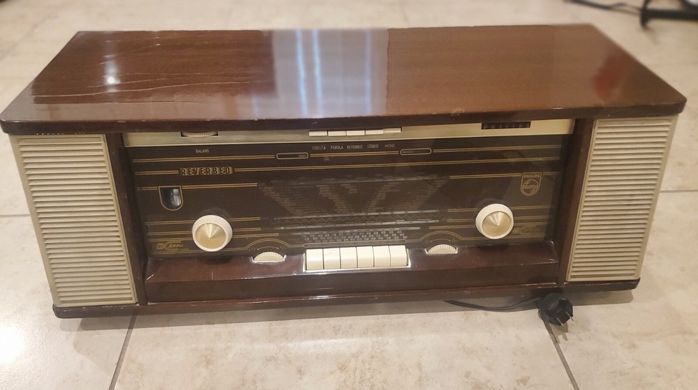Vintage 1960s Philips Bi-Ampli  4 Band FM/AM STEREO Tube Radio B7X14A Reverbeo
