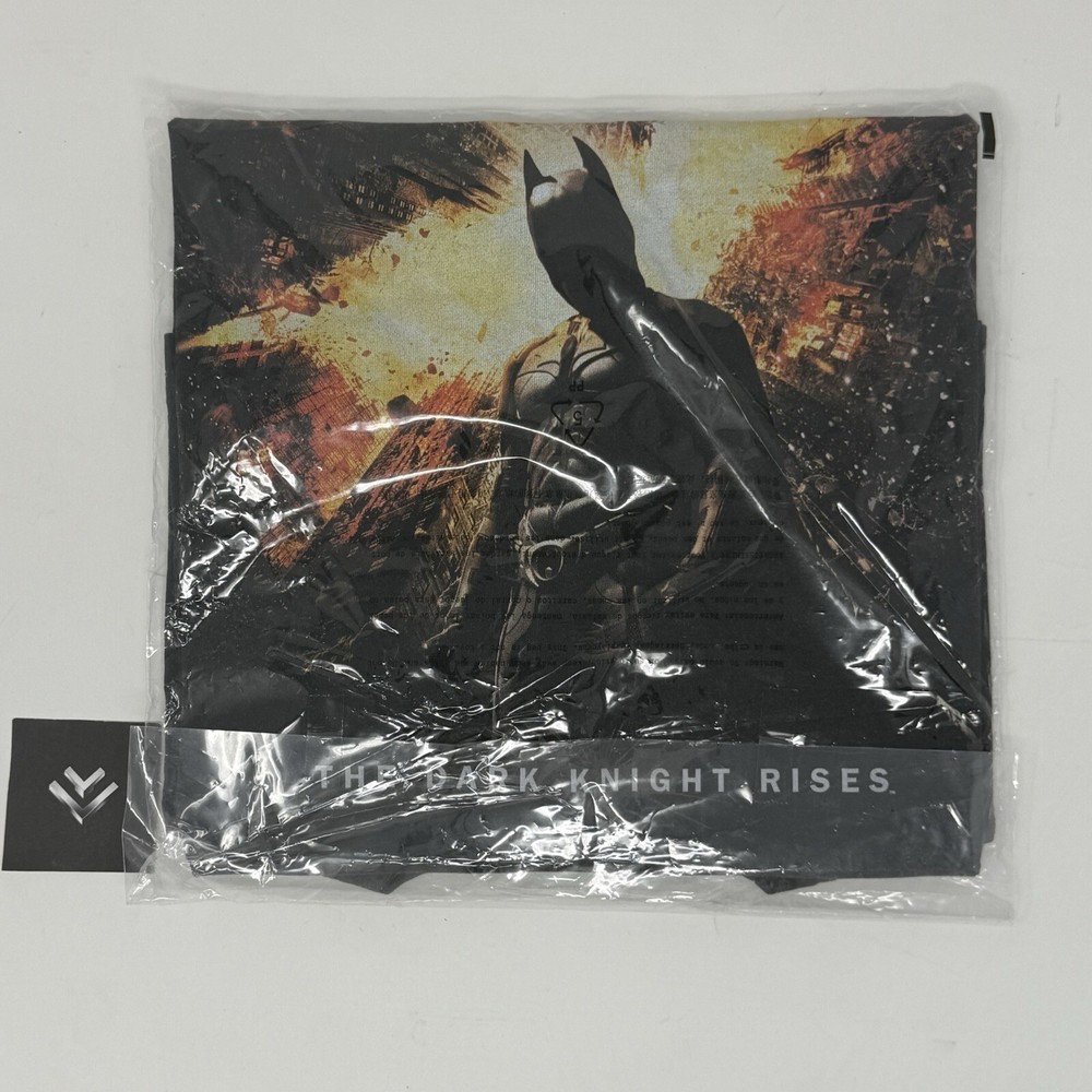 Kith x Batman Dark Knight Rises Vintage Black T-Shirt Size L 🦇