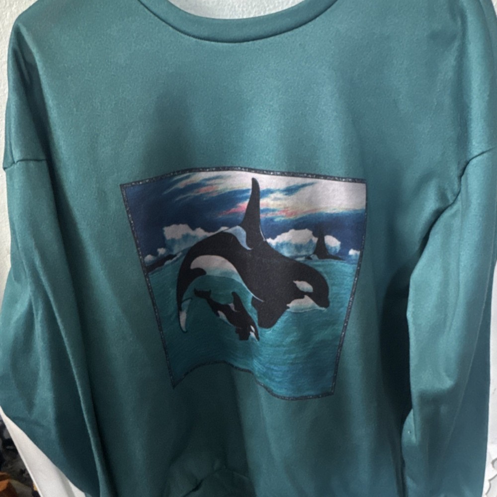Teal XL Pullover Sweatshirt Crew Neck Long Sleeve Orca Graphic Print Women