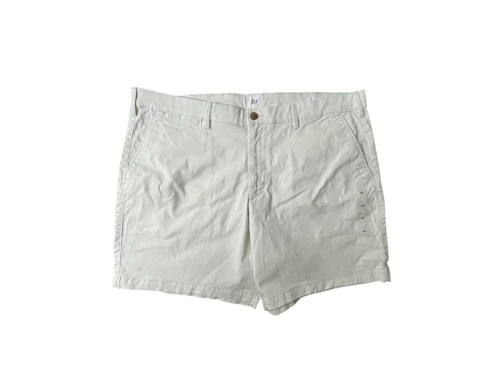 Gap Flex Men’s Size 40 Flat Front Solid White 7” Essential Khaki Shorts