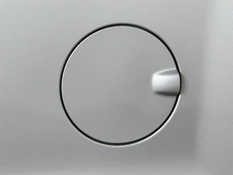 SILVRDO15 2017 Fuel Filler Door 2685333