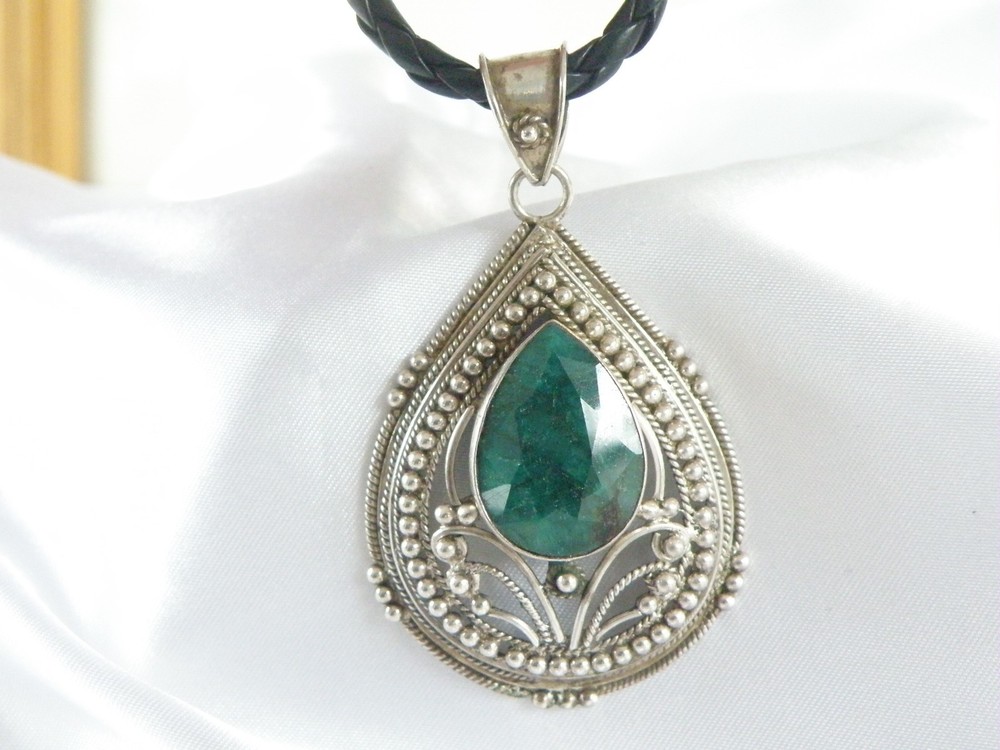 Vintage Sterling Silver 925 Large Emerald Filigree Pendant Necklace