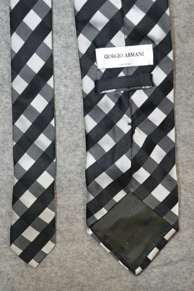 Giorgio Armani Tie Mens Black Plaid Check 100% Silk Necktie Made In Italy