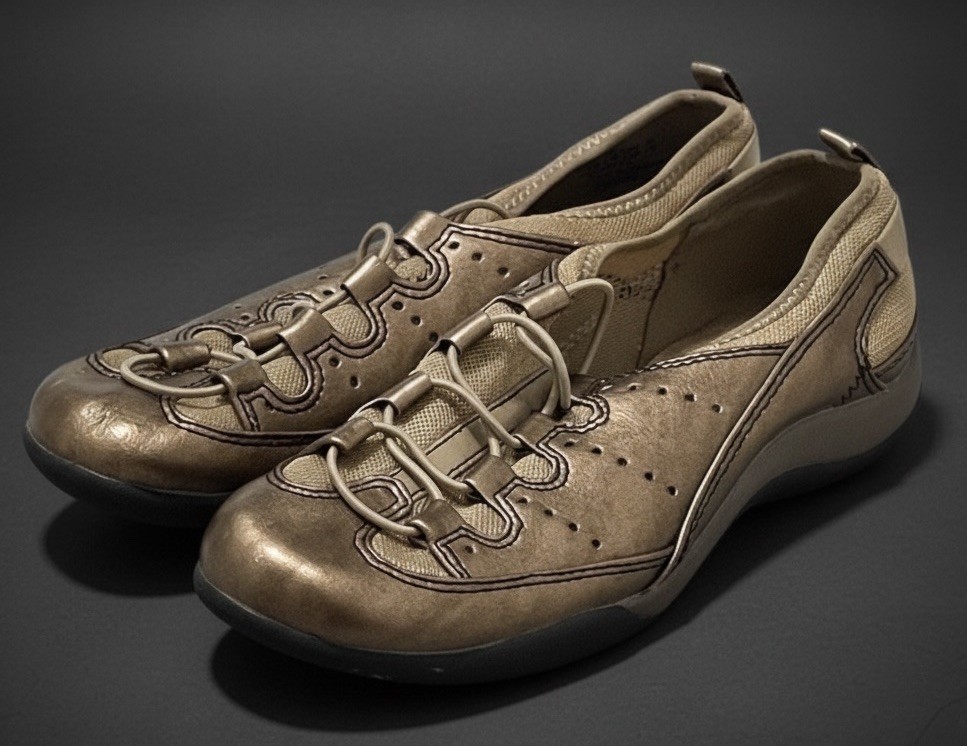 Soft Style Gold Slip On Sneakers Women’s Size 6.5 Jasmine Golden Goose RHPS