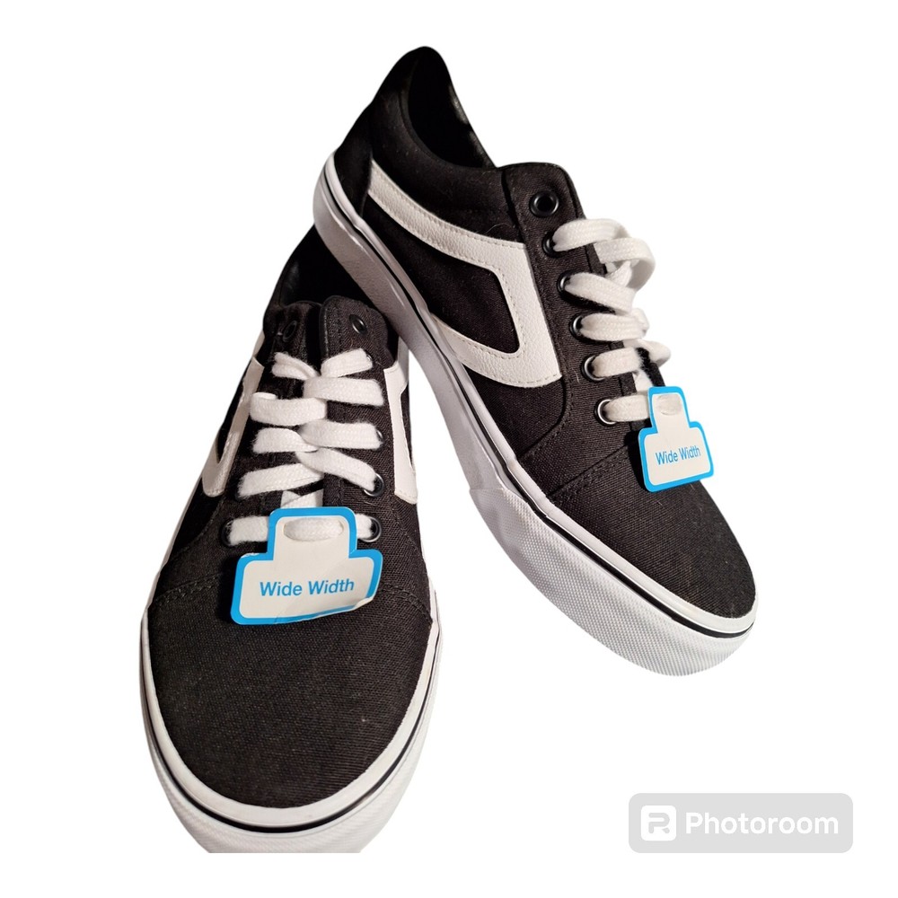 Time and Tru Retro Canvas Sneaker Black/White Contrast Detail Women's Size - 7W