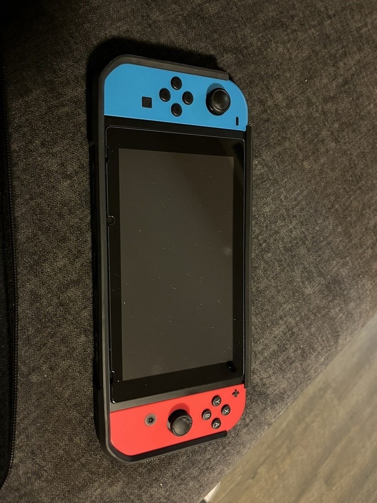 Nintendo Switch V2 32GB Handheld System - Gray