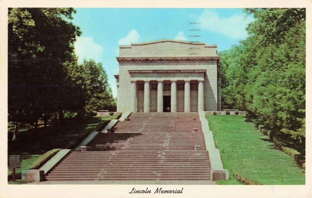 Lincoln Memorial Abraham Lincoln Birthplace - Hodgenville Kentucky KY - Postcard