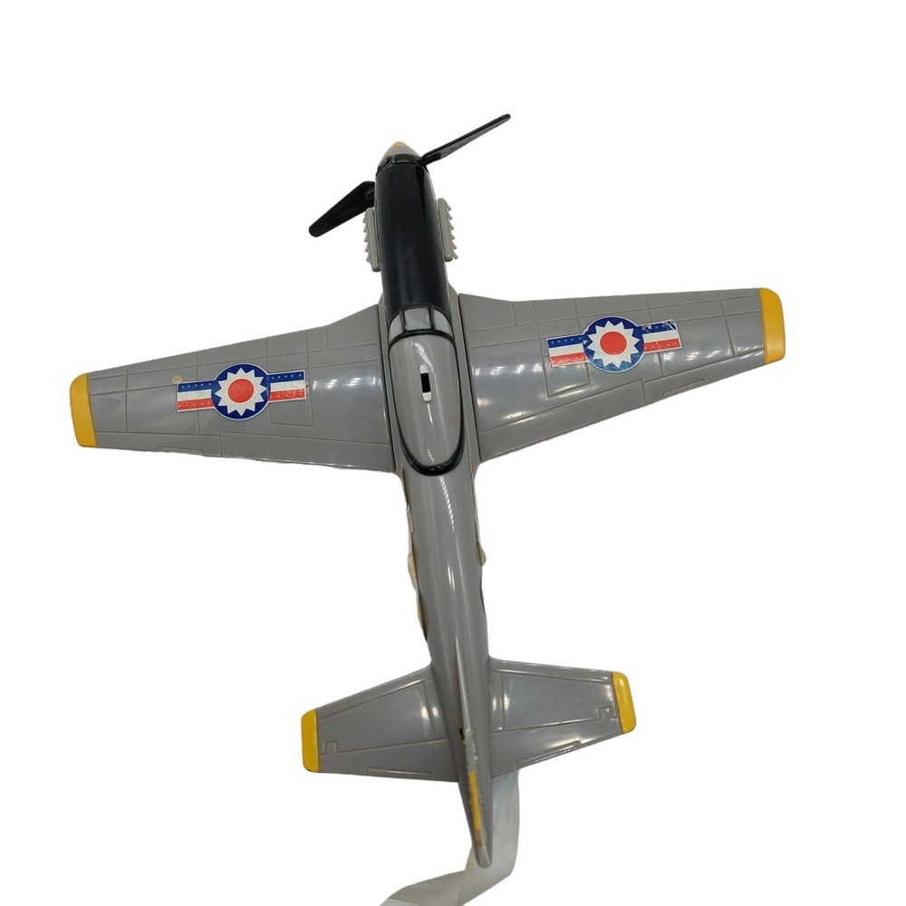 P-51D Mustang Airplane Battery Operated Dah Yang Toys 1997 For Parts Or Repair