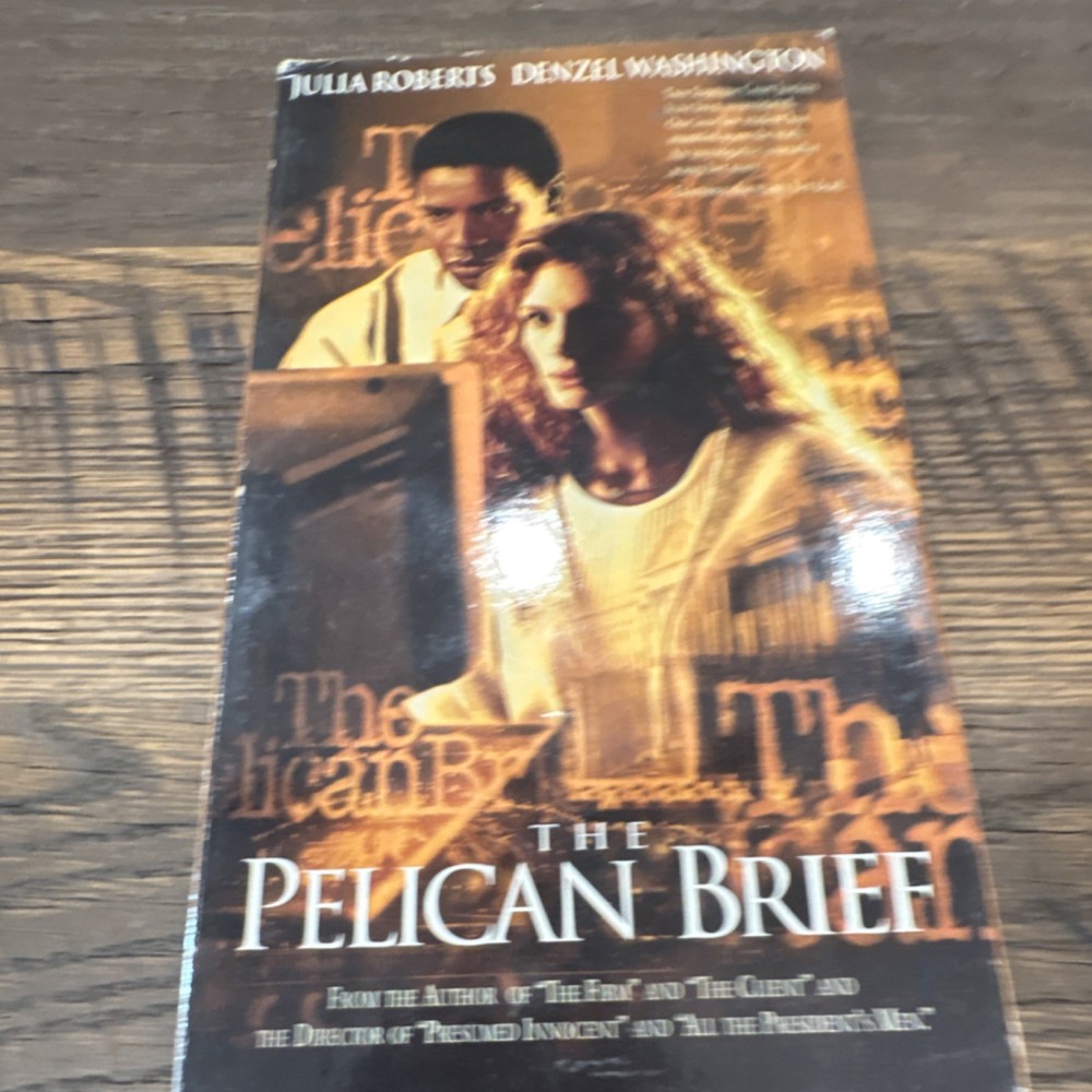 Warner Home Video The Pelican Brief VHS Thriller PG-13 1993 NTSC English
