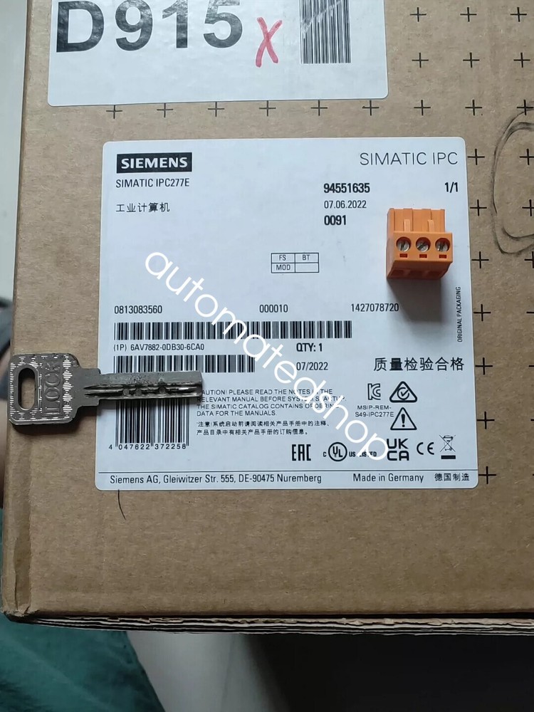 1pcs new SIEMENS touch screen 6AV7882-0DB30-6CA0 via FedEx or DHL