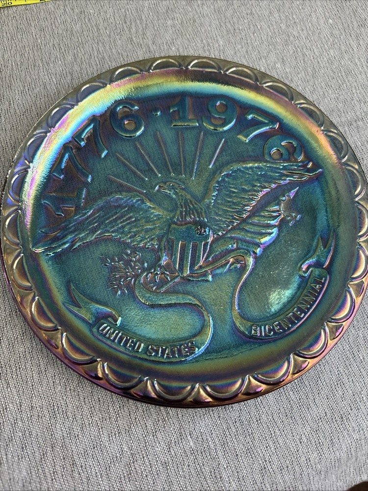 Fenton Bicentennial Bald Eagle Amethyst Carnival Glass Plate 1776 Heritage
