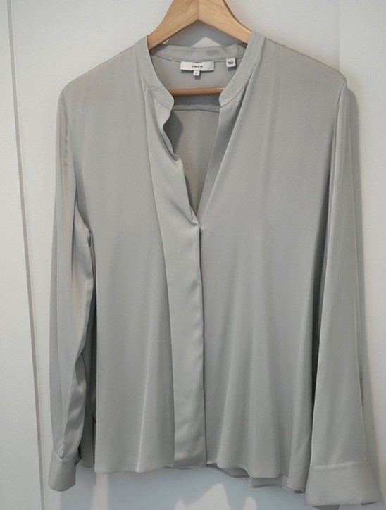 Vince Silk Blend Lightweight Long Sleeve Blouse Light Gray Size L