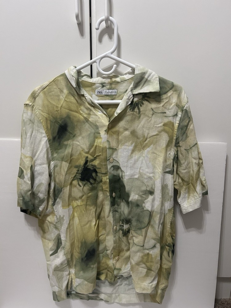 ZARA Men’s Lightweight Watercolor Print Short Sleeves Button Down Shirt Size M