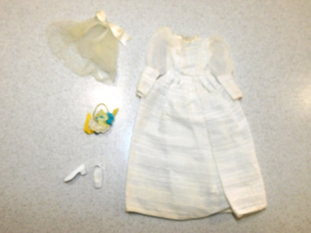 Barbie: Francie VINTAGE Complete BRIDAL BEAUTY Outfit!