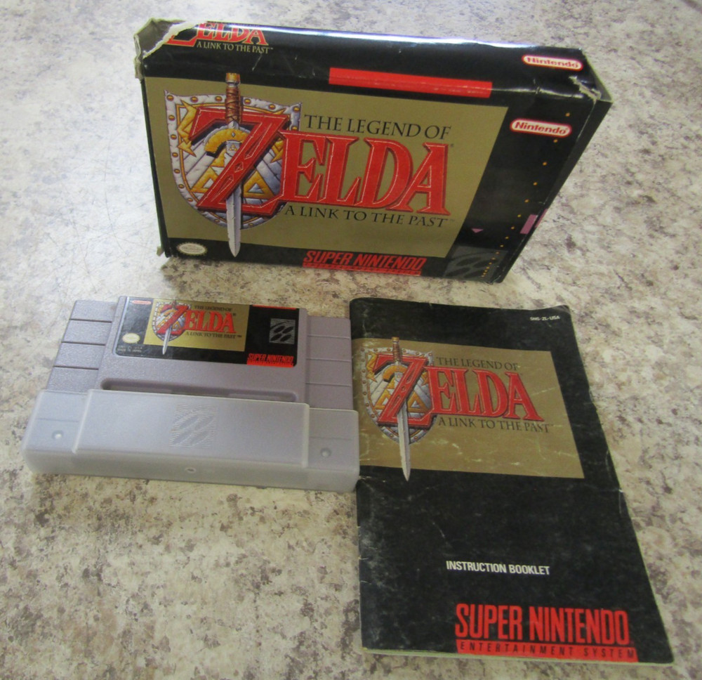 The Legend of Zelda: A Link to the Past (Nintendo SNES, 1992) W/ Box & Manual