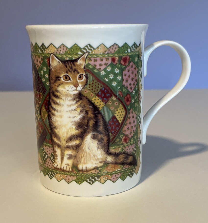 Vtg Calico Kitty Cat On Quilt Tea Mug Cup Crown Trent Fine Bone China England