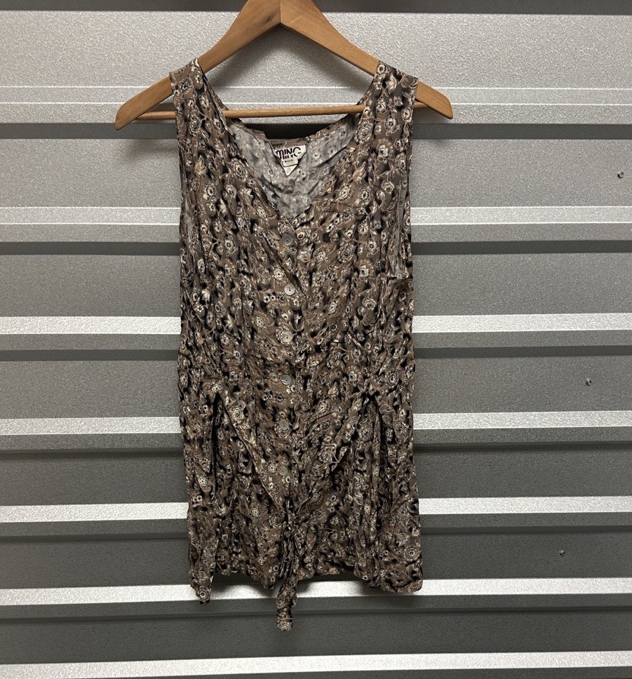 Timing Womens Vintage Floral Tank Top Blouse Made in USA Retro Size large Y2K