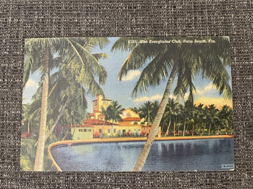 Vintage Linen Postcard Palm Beach, Florida~ The Everglades Club
