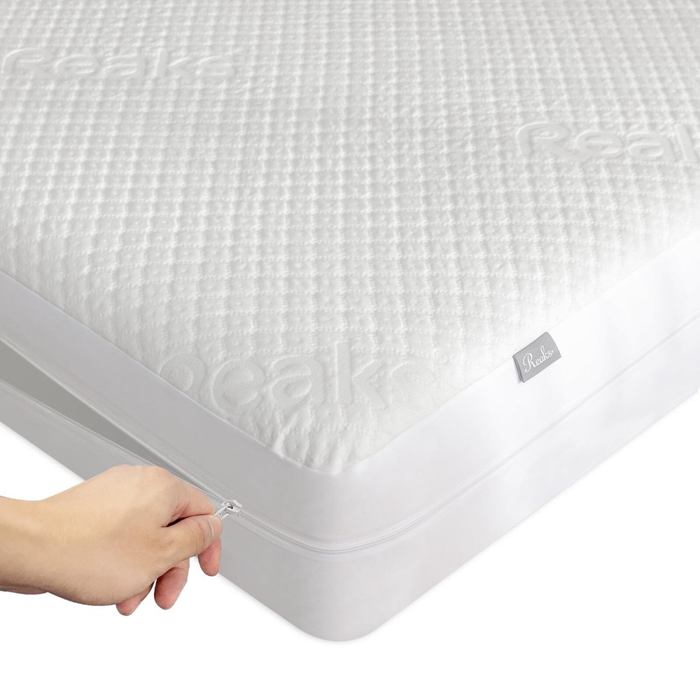 Full Size Bamboo Rayon Waterproof Mattress Protector with Zipper Cover