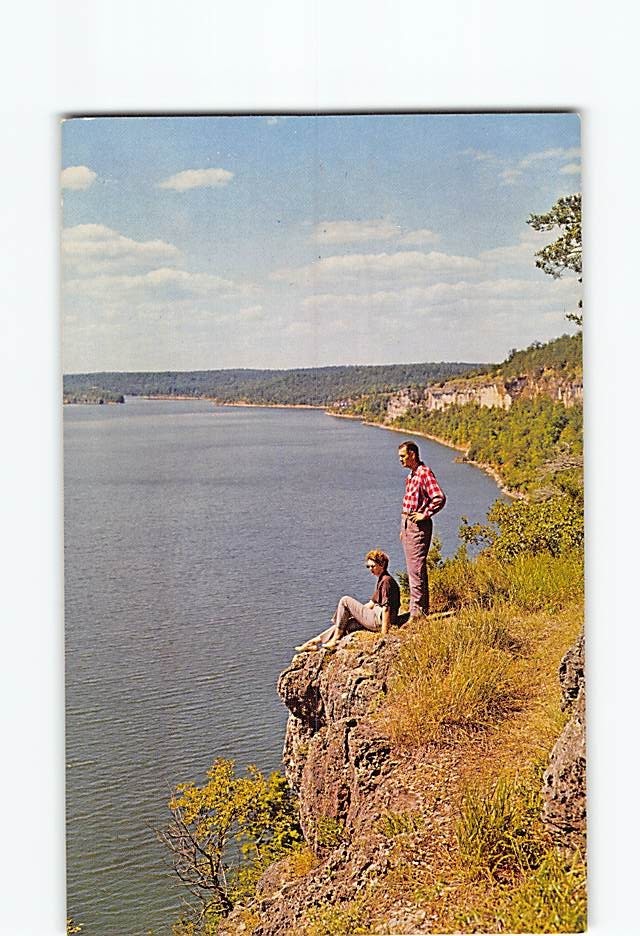 Postcard The Palisades Lake of the Ozarks Missouri USA