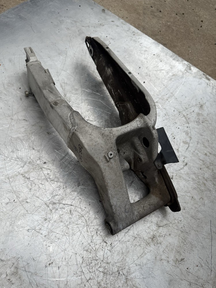 Honda CBR250 CBR 250 Swingarm swing arm Linkage Frame Knuckle OEM Genuine 1992