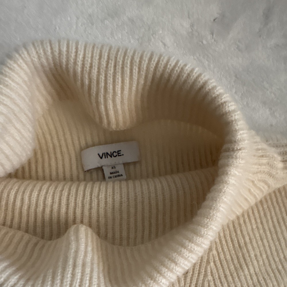 Vince Ivory Rib-Knit Turtleneck Pullover Sweater Womens XS Long Sleeve Solid