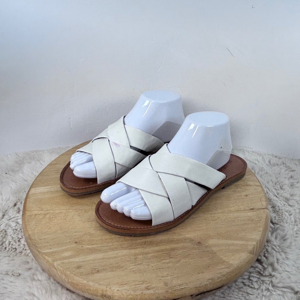 Criss Cross White Summer Sandals Slip On Casual Slides Women's Size 7.5