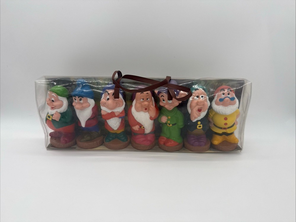 Vintage Disney Store Snow White And The Seven 7 Dwarfs Figures Set In Vinyl Bag