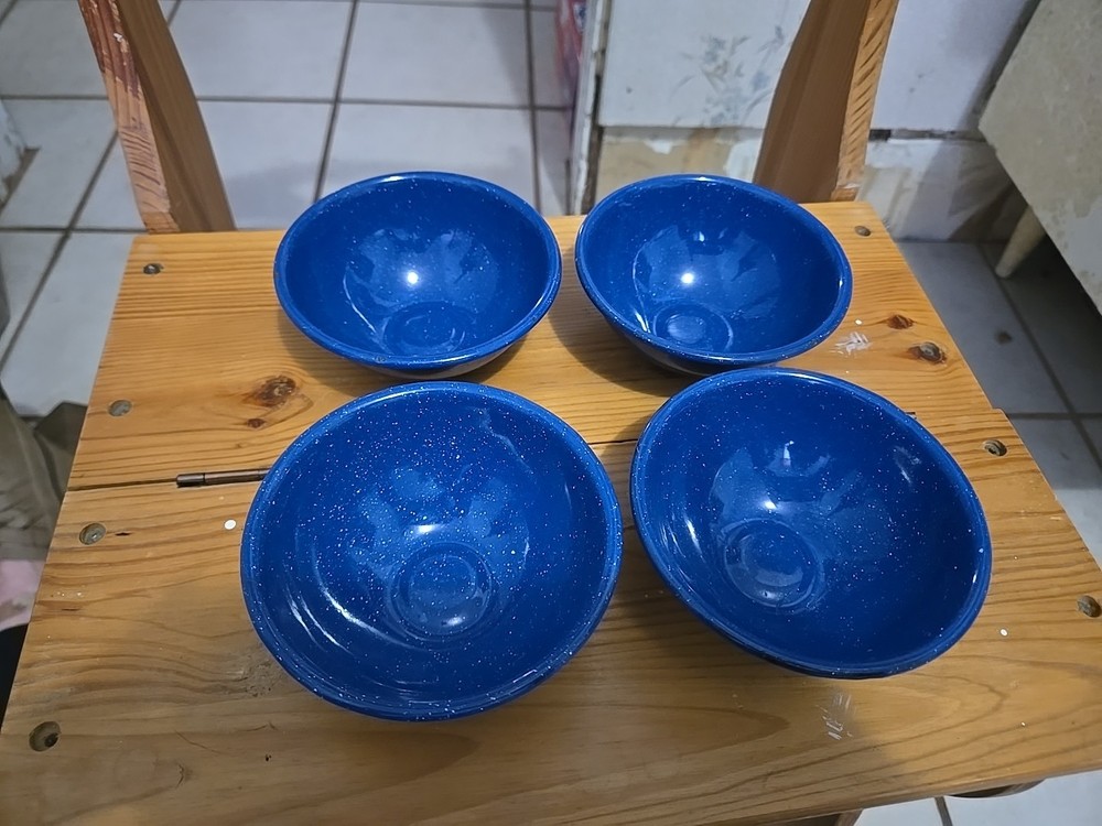 Vintage Watins Enamelware Camping Outdoor Dining Blue Metal Bowls Set Of 4