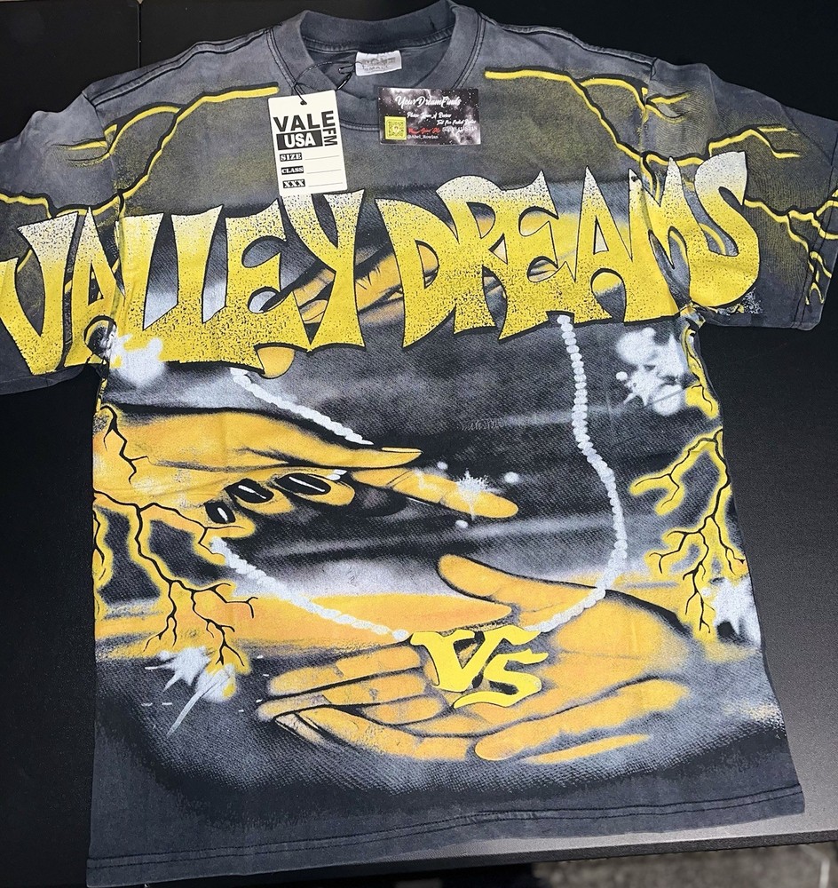 Vale Forever Hand Of God T-Shirt Size Small