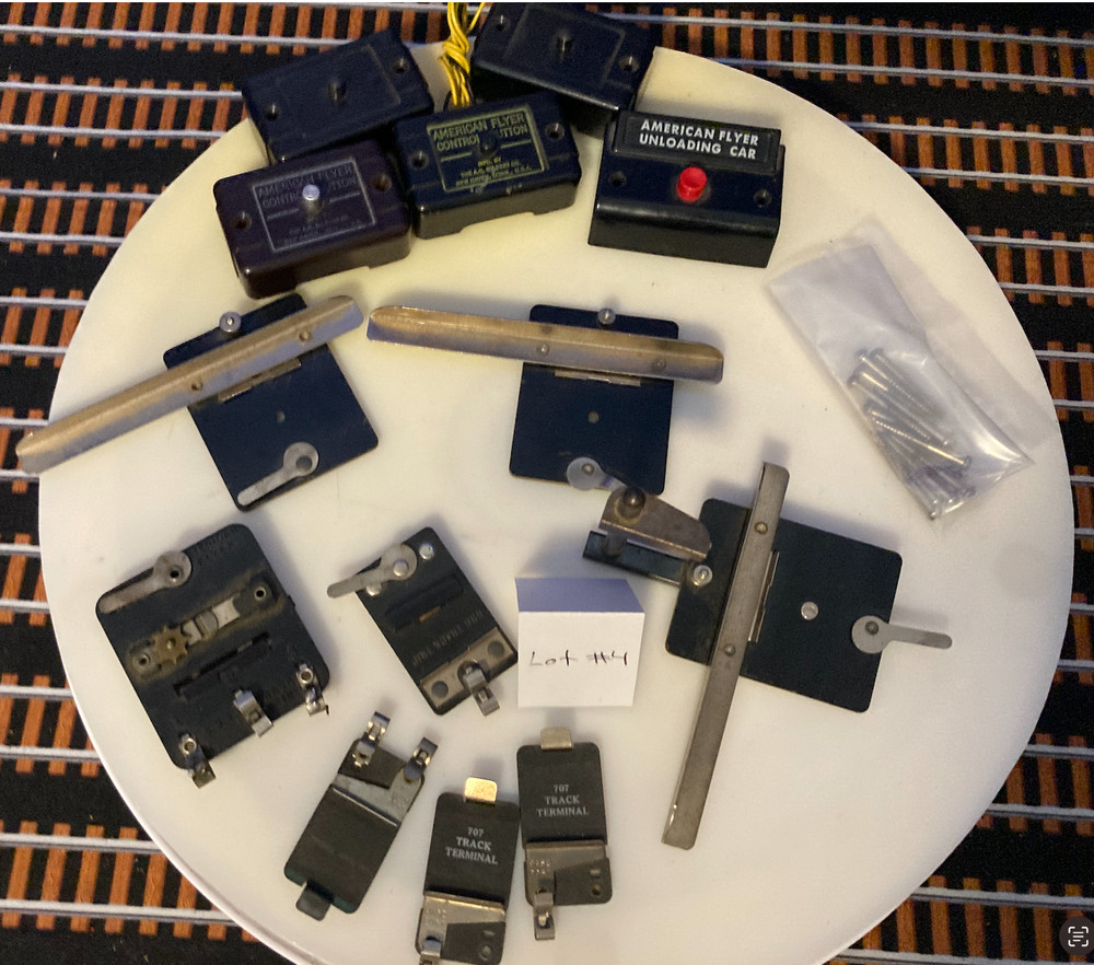 American Flyer S Gauge: Assortment of Parts Lot #4 Mail pick up,power pick ups