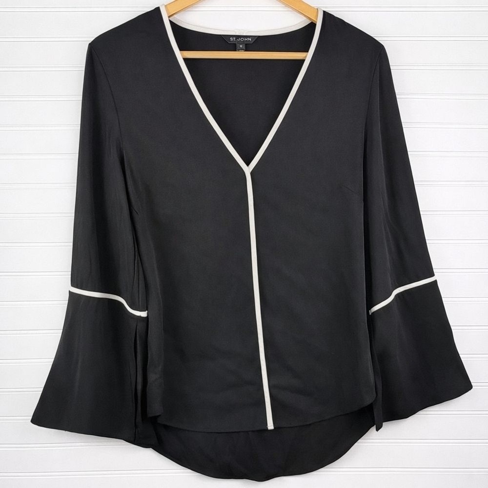 St. John Black Stretch and Silk White Piping V-Neck Long Sleeve Blouse M