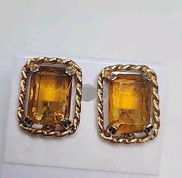 Vintage Sarah Coventry Amber Givre Art Glass Earrings Gold Tone Clip-on
