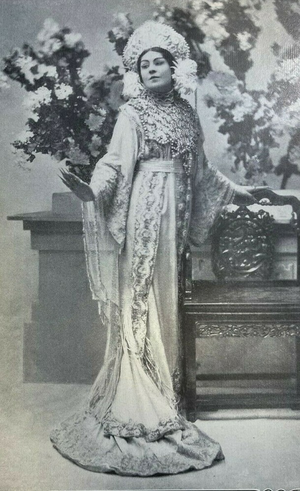 1913 Vintage Magazine Illustration Actress Viola Allen