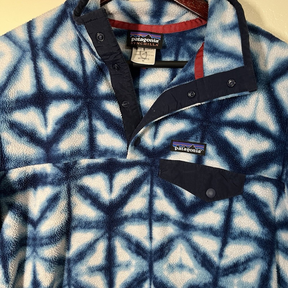 Patagonia Synchilla SnapT Fleece Pullover in White Diamond Dancer Tie Dye Medium