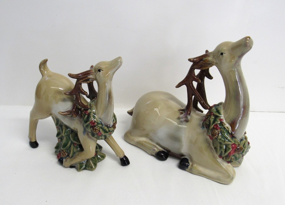 Vintage Beautiful Porcelain Christmas Reindeer Pair Figurines Centerpiece - EUC